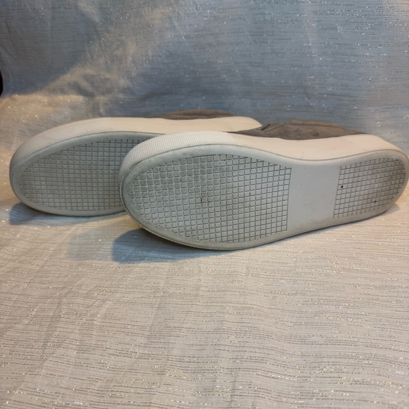 Steve Madden Gills Gray Leather Slip On Low Walking Shoes Sneaker Women Size 7 - Picture 7 of 12